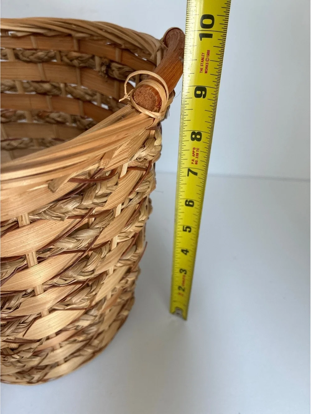 Vintage Woven Seagrass Reed Basket with Handles Rustic Boho Storage Planter 10”